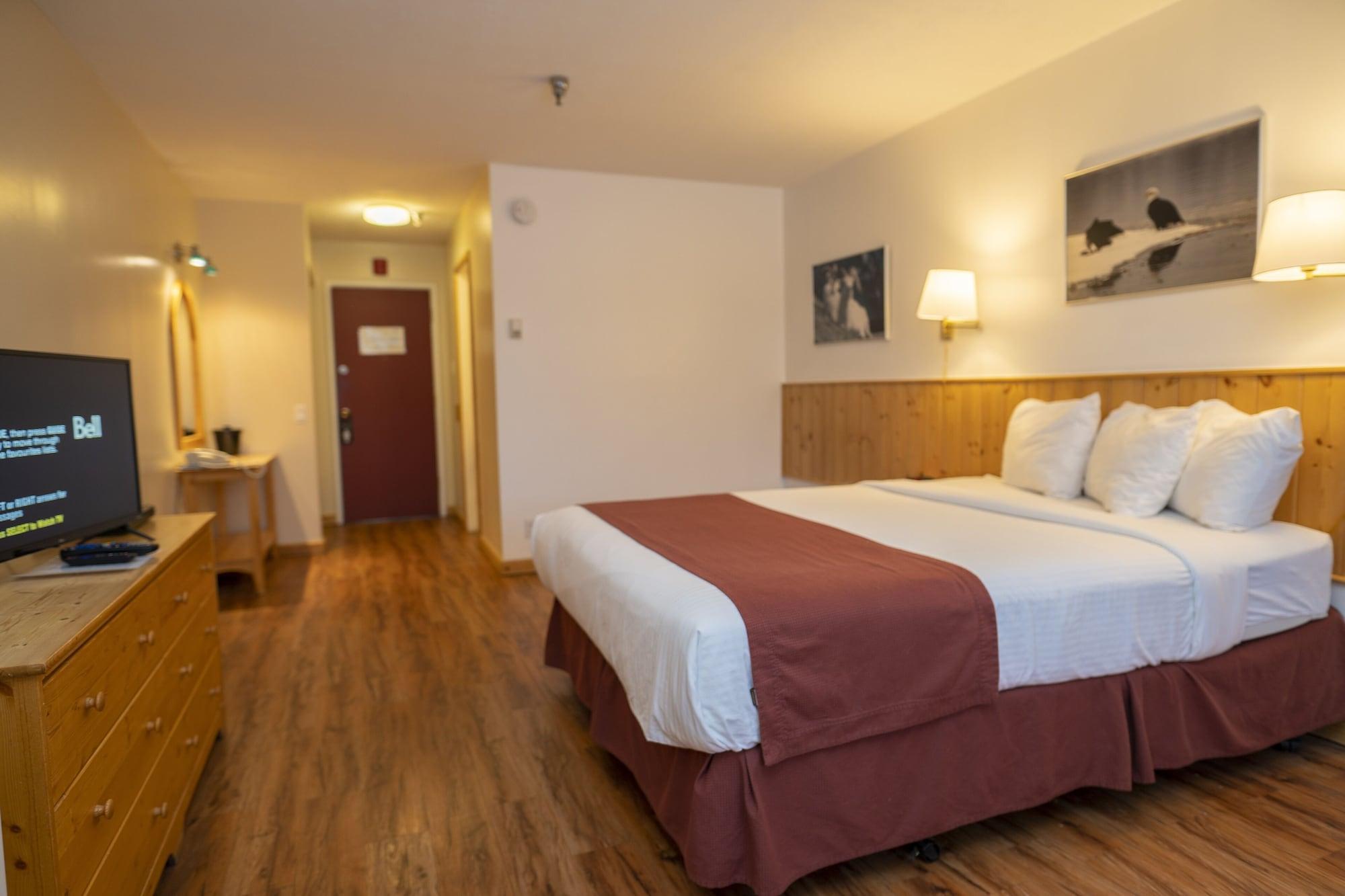 Canadas Best Value Inn- Riverview Hotel Whitehorse Zewnętrze zdjęcie