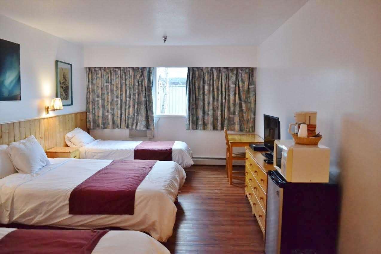 Canadas Best Value Inn- Riverview Hotel Whitehorse Zewnętrze zdjęcie