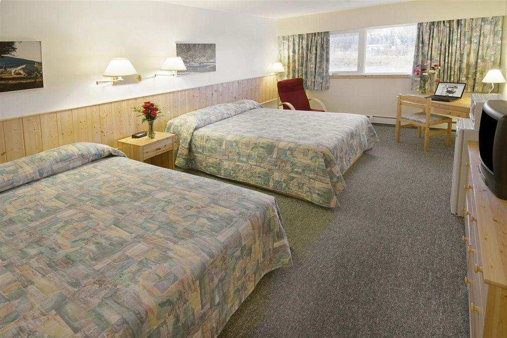 Canadas Best Value Inn- Riverview Hotel Whitehorse Zewnętrze zdjęcie