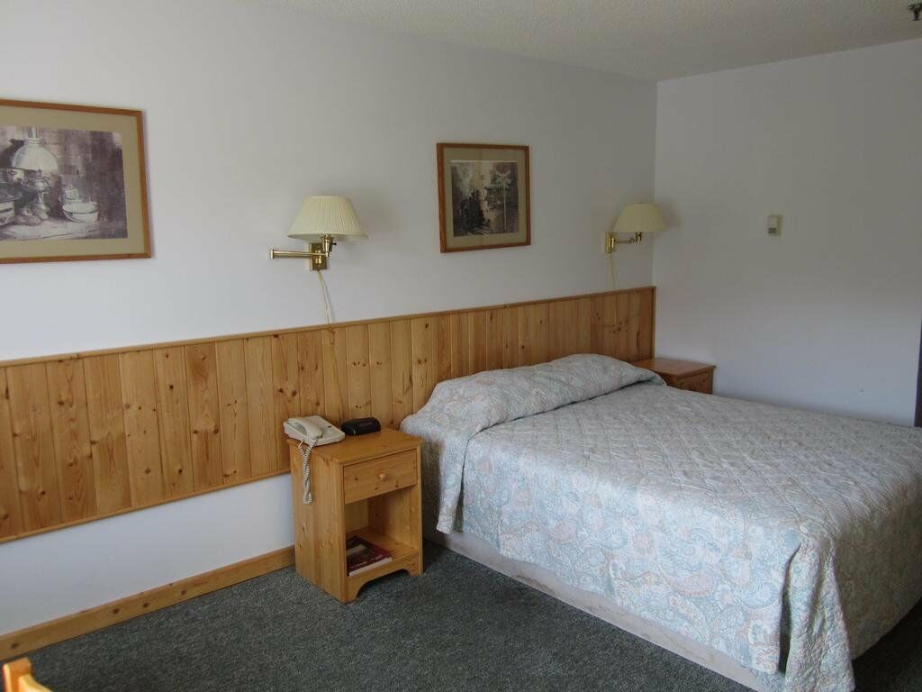 Canadas Best Value Inn- Riverview Hotel Whitehorse Zewnętrze zdjęcie